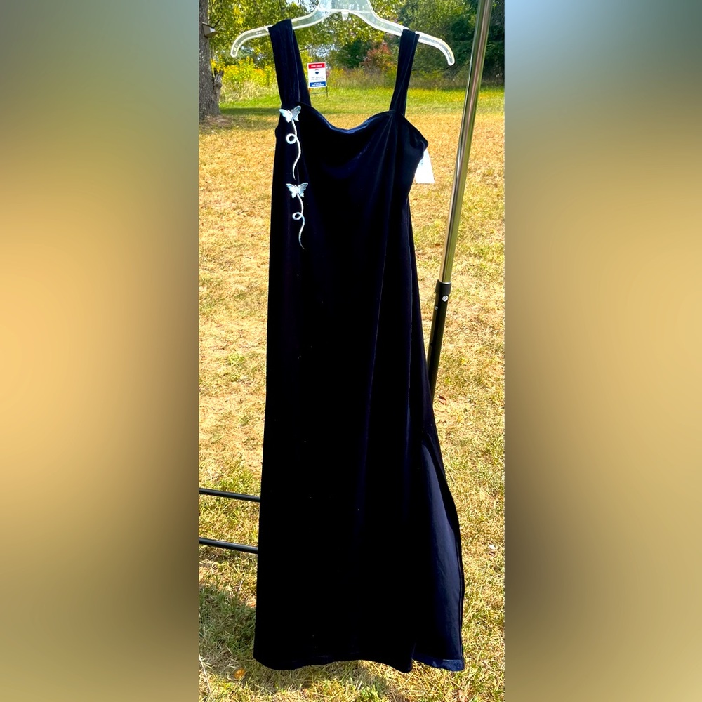 Sweet, dark blue, velvet, butterfly dress! Perfect for school dance or party!